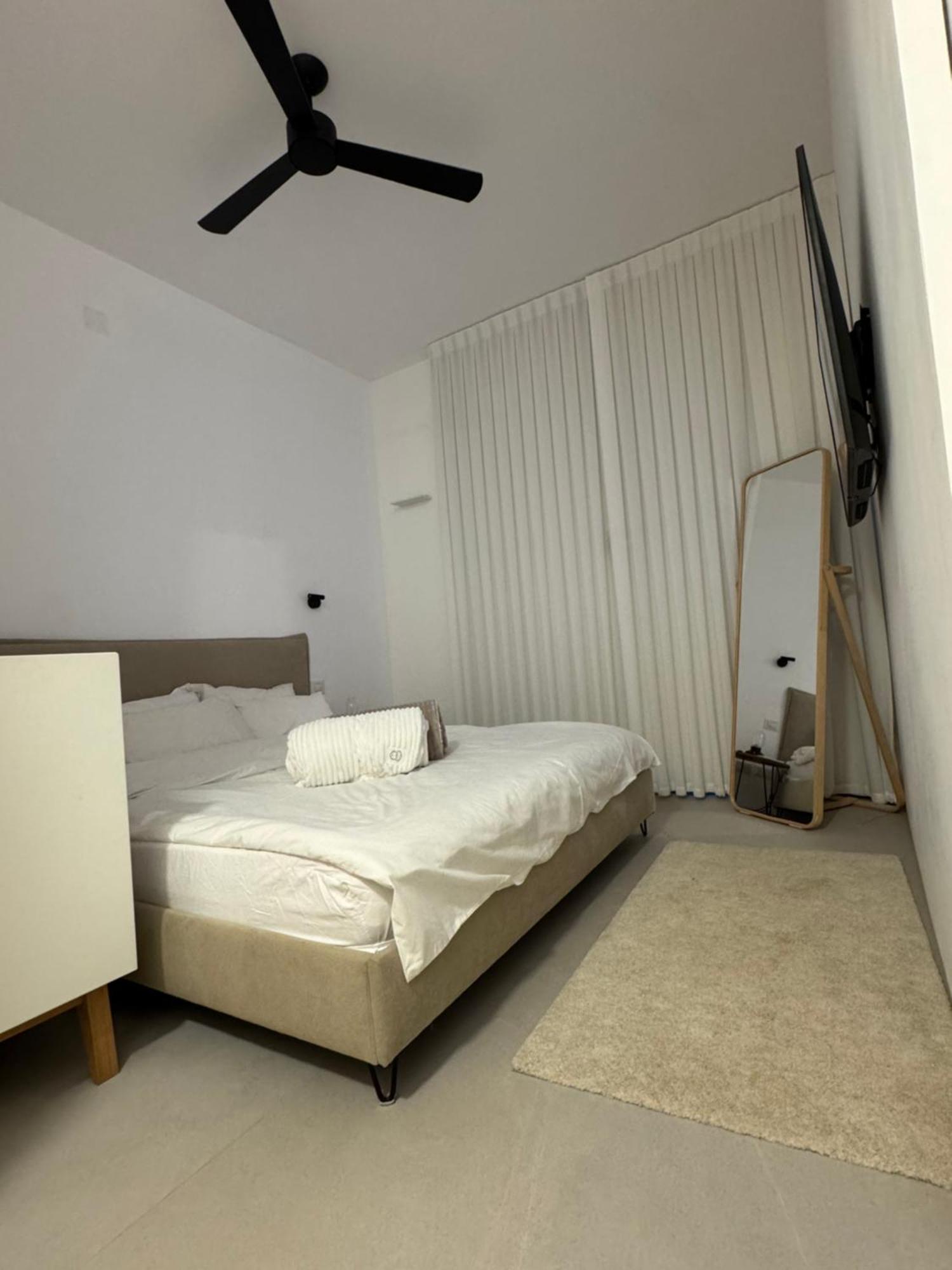 סוויטה פרטית ברמת צבי Hotel Ngoại thất bức ảnh